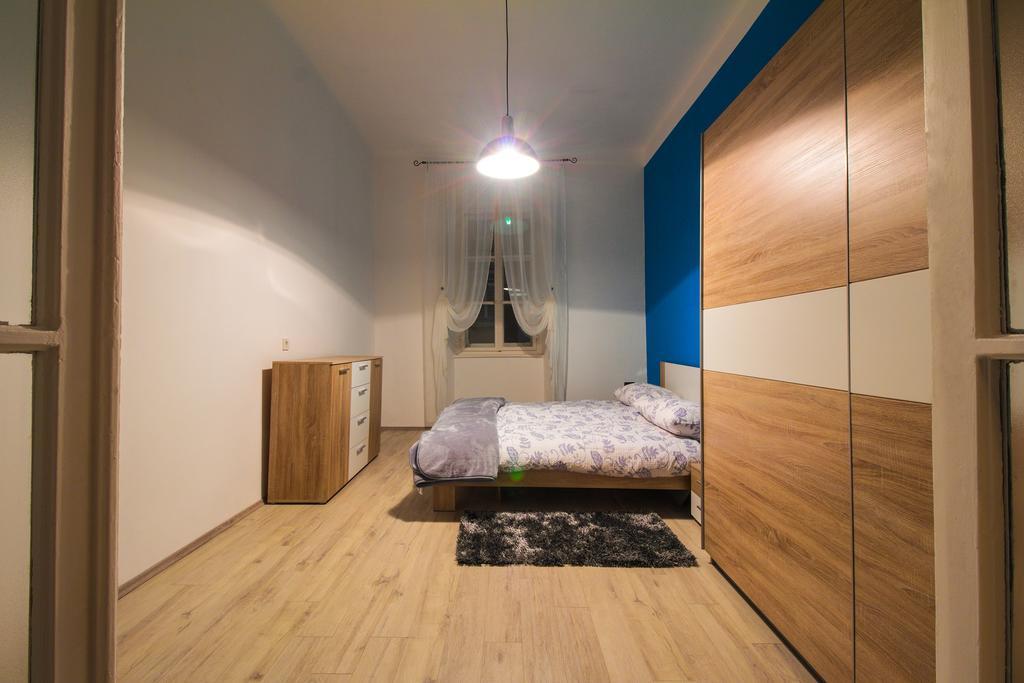 Apartment Jasmin Rijeka Exterior photo